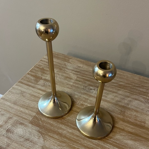 Threshold. Set of 2 Gold Candleholders. - Picture 2 of 4